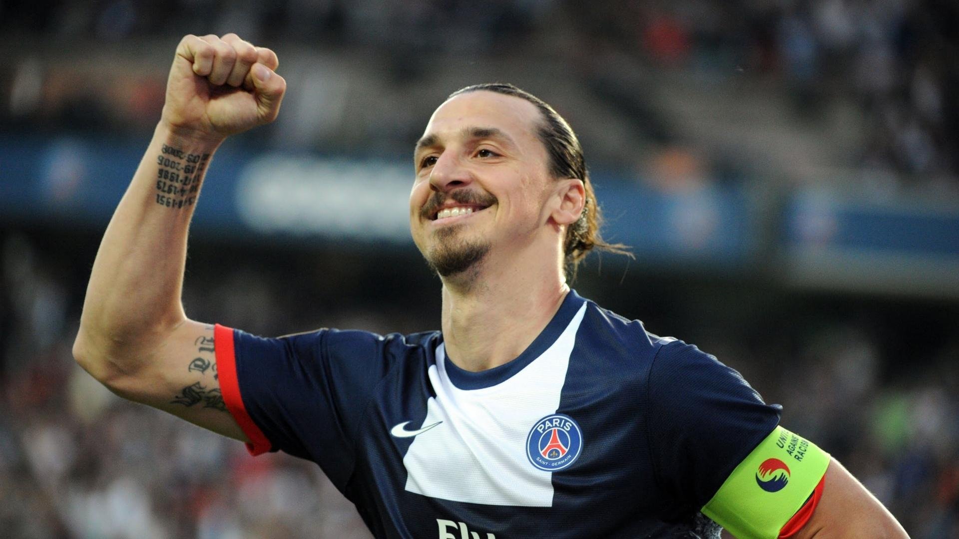 王者归来，莱万逆天改命